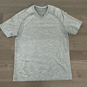 Lululemon V-neck Metal Vent Tech Short Sleeve V 2.0
